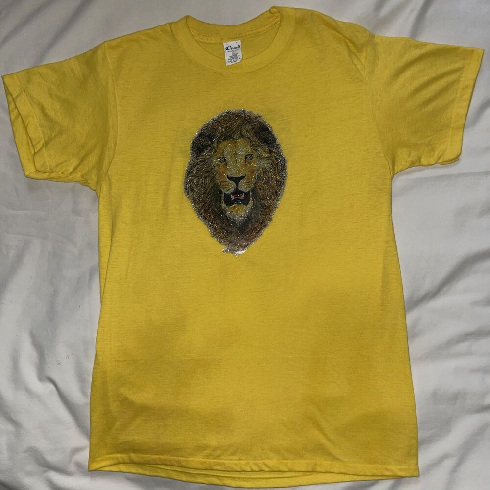 VTG 1978 Roach Glitter Lion Decal Yellow CHED T-Shirt SPOKANE on Back